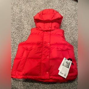 NWT Lululemon Wunder Puff Cropped Vest size 4